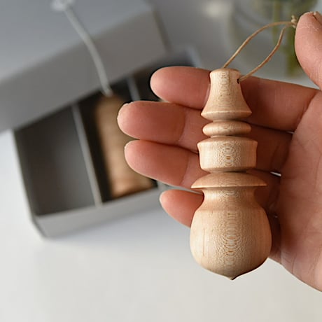 「木と」のクリスマスオーナメント　2025　( オーナメント3個+保管箱 )