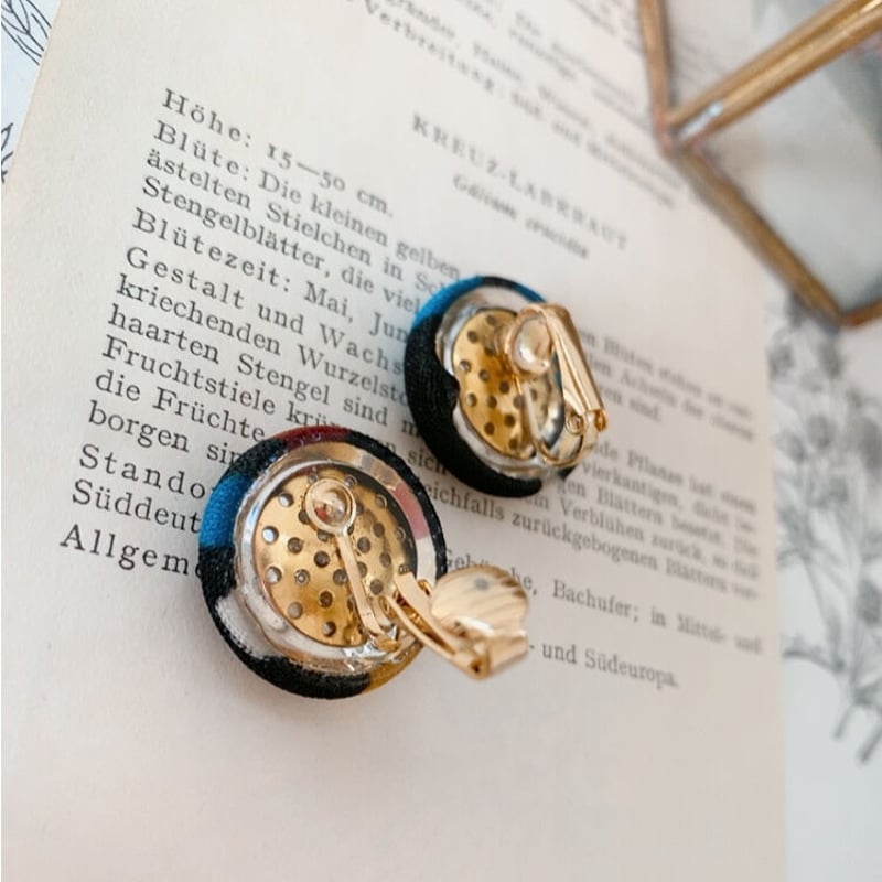 フランスヴィンテージ ボタン イヤリング イエロー&ブラック