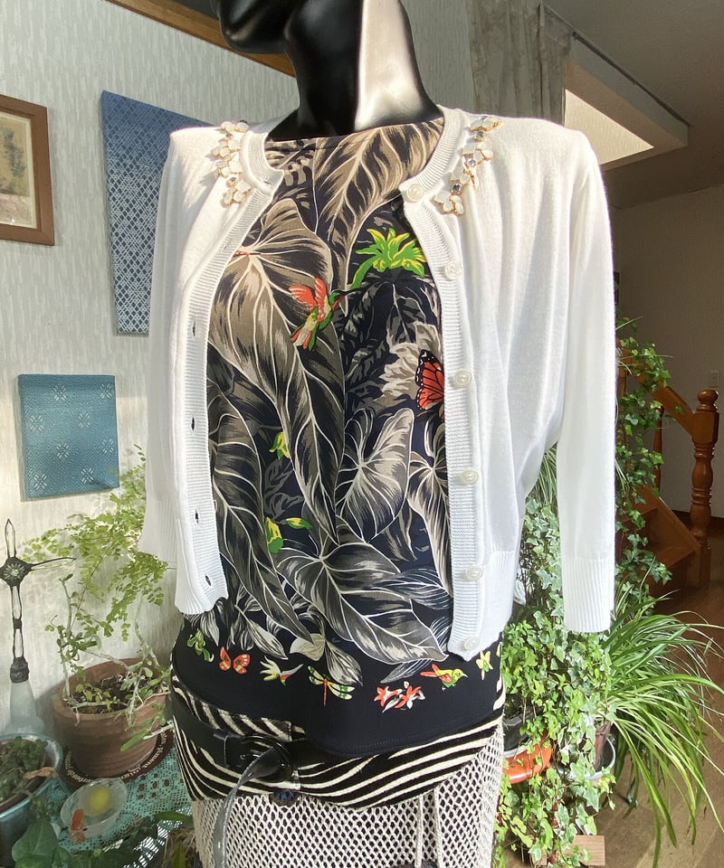 鳥や花、虫たちと葉っぱのTシャツ 〜TOKUKO 1er VOL | Salon de ELE