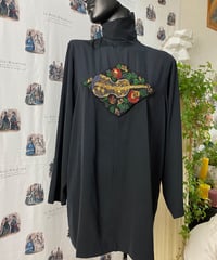 ビーズ刺繍のブラウス〜「TOKUKO 1er VOL」