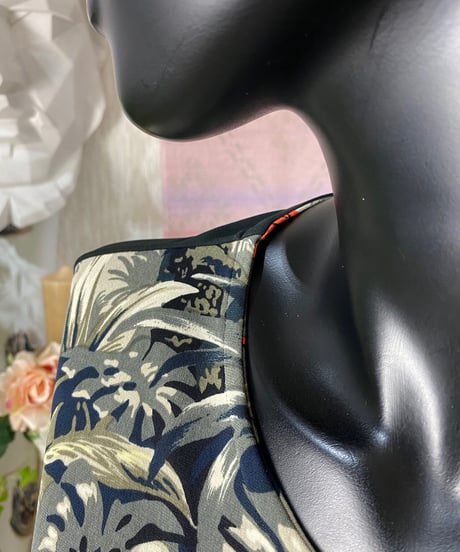 鳥や花、虫たちと葉っぱのTシャツ 〜TOKUKO 1er VOL