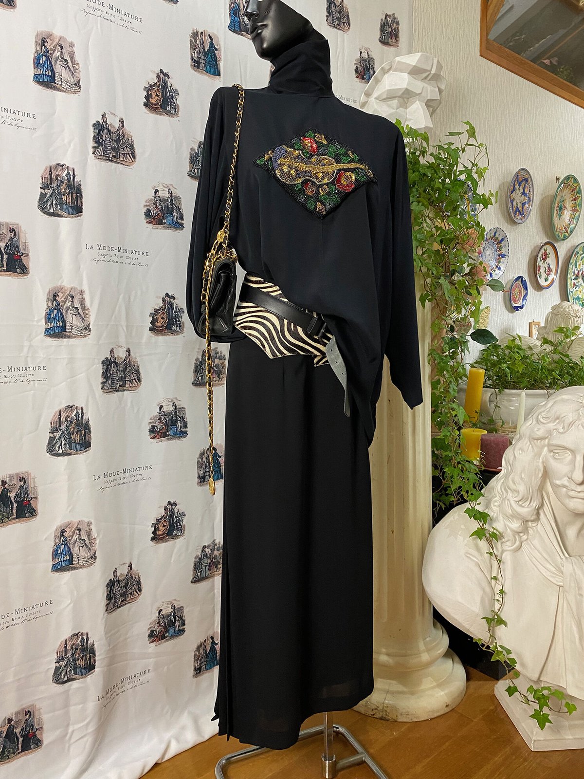 ビーズ刺繍のブラウス〜「TOKUKO 1er VOL」 | Salon de ELETTO ビーズ刺繍のブラウス〜「TOKUKO 1er VOL」 | Salon de ELETTO