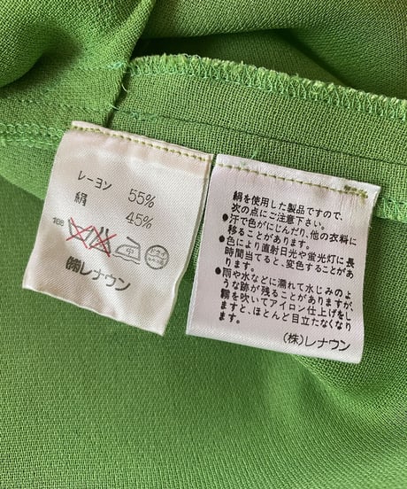 花の刺繍アップリケ付きワンピース  〜TOKUKO 1er VOL