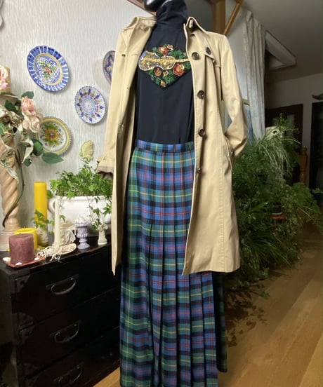 ビーズ刺繍のブラウス〜「TOKUKO 1er VOL」