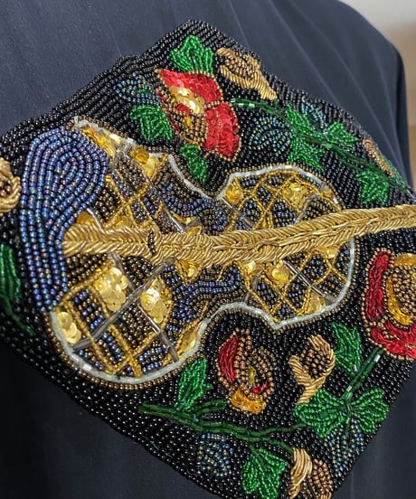 ビーズ刺繍のブラウス〜「TOKUKO 1er VOL」