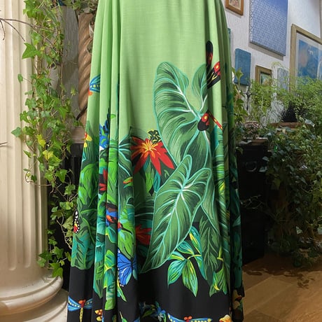 TOKUKO 1er VOL トクコ ワンピース お花 葉っぱ アップリケ