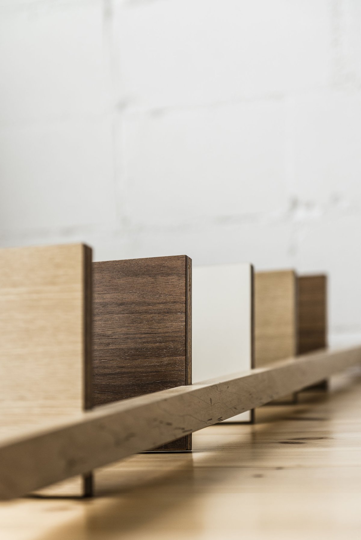 HASHIGO SHELF | FLANGE plywood web shop