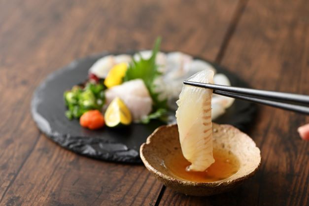 冷凍】伸東ヒラメ刺身・専用ポン酢セット | シントウヨウギョ