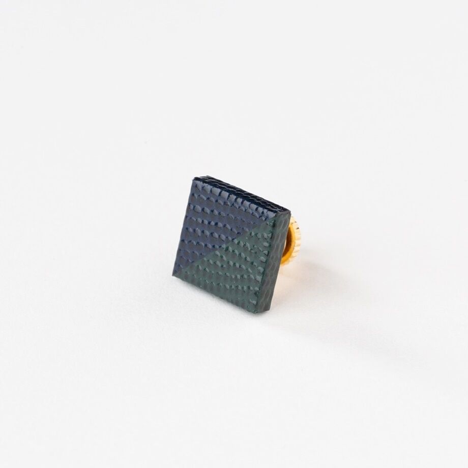 5fce36f272eb461e1bc7d8cb