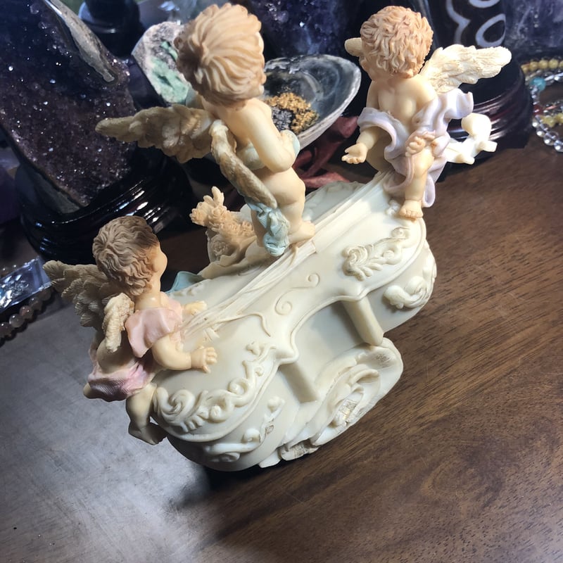 アンティーク】イタリア製 オルゴール 置物