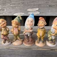 【イタリアンアンティーク陶器＆樹脂フィギュリン】幸運の小人達