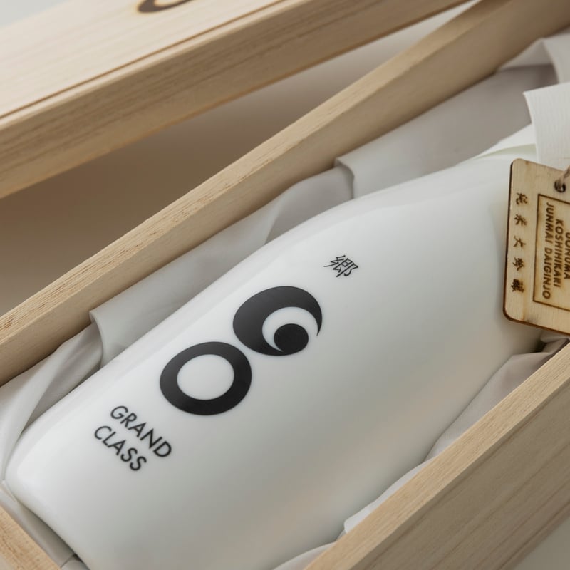 郷（GO）GRANDCLASS 魚沼コシヒカリEdition 720ml【ミラノ酒チャレンジ