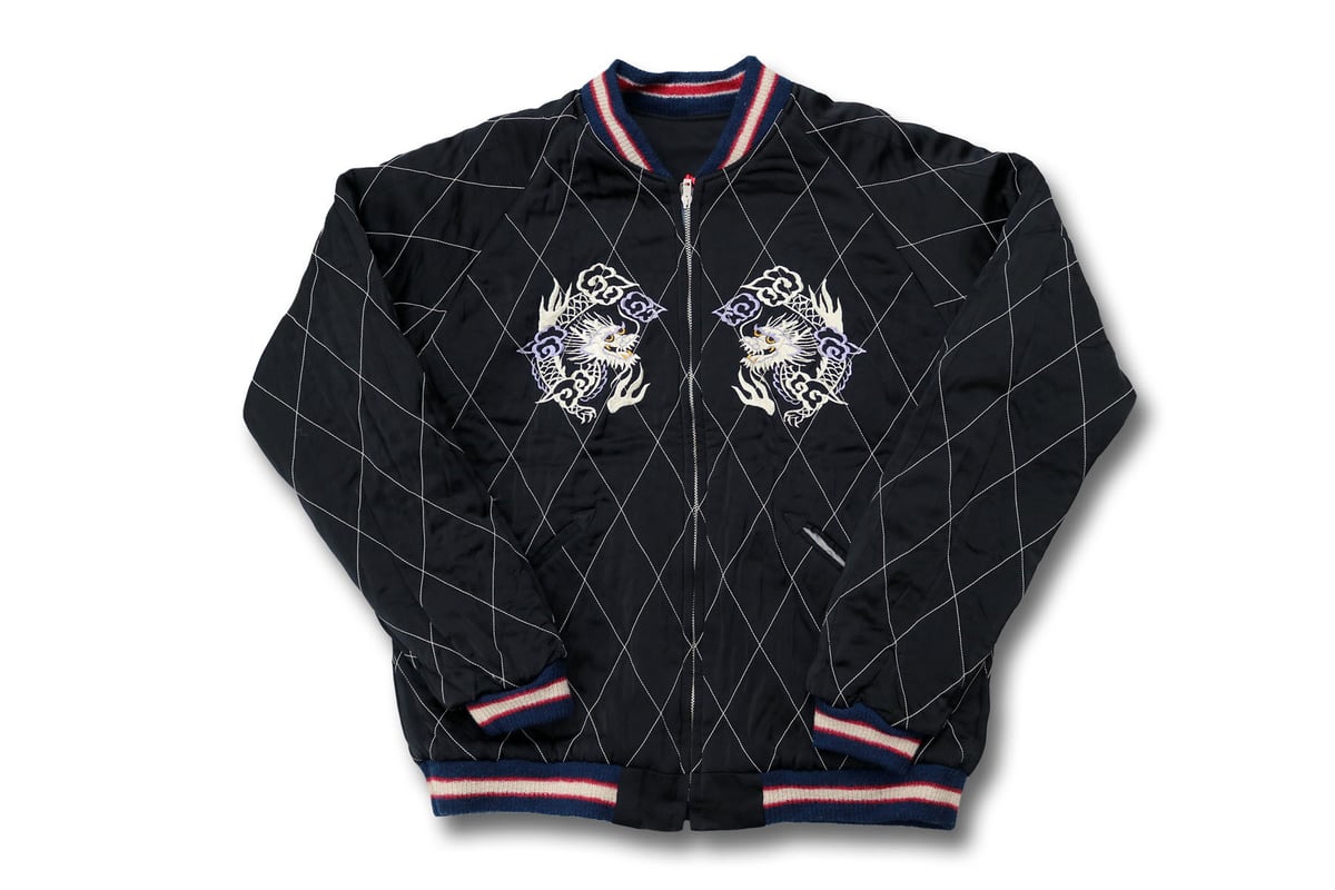 横須賀 スカジャン JAPAN 虎 TIGER YOKOSUKA スカジャン Yokosuka刺繍入り 横須賀発祥 SUKAJAN 虎 tiger 桜
