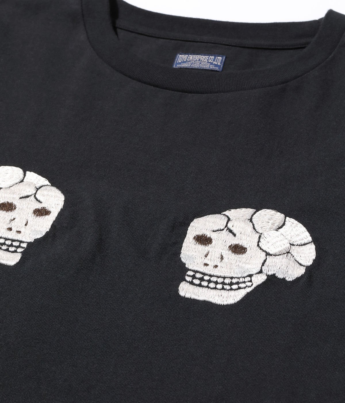 d.i.aの黒のスカル刺繍トップス d.i.aの黒のスカル刺繍トップス d.i.aの黒のスカル刺繍トップス