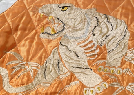 テーラー東洋スカジャン キルティング Acetate Quilted Souvenir Jacket“WHITE TIGER” × “LANDSCAPE”