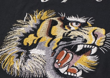 テーラー東洋 TAILOR TOYO SUKA T-SHIRT EMBROIDERED “TIGER HEAD” スカジャン  ブラック