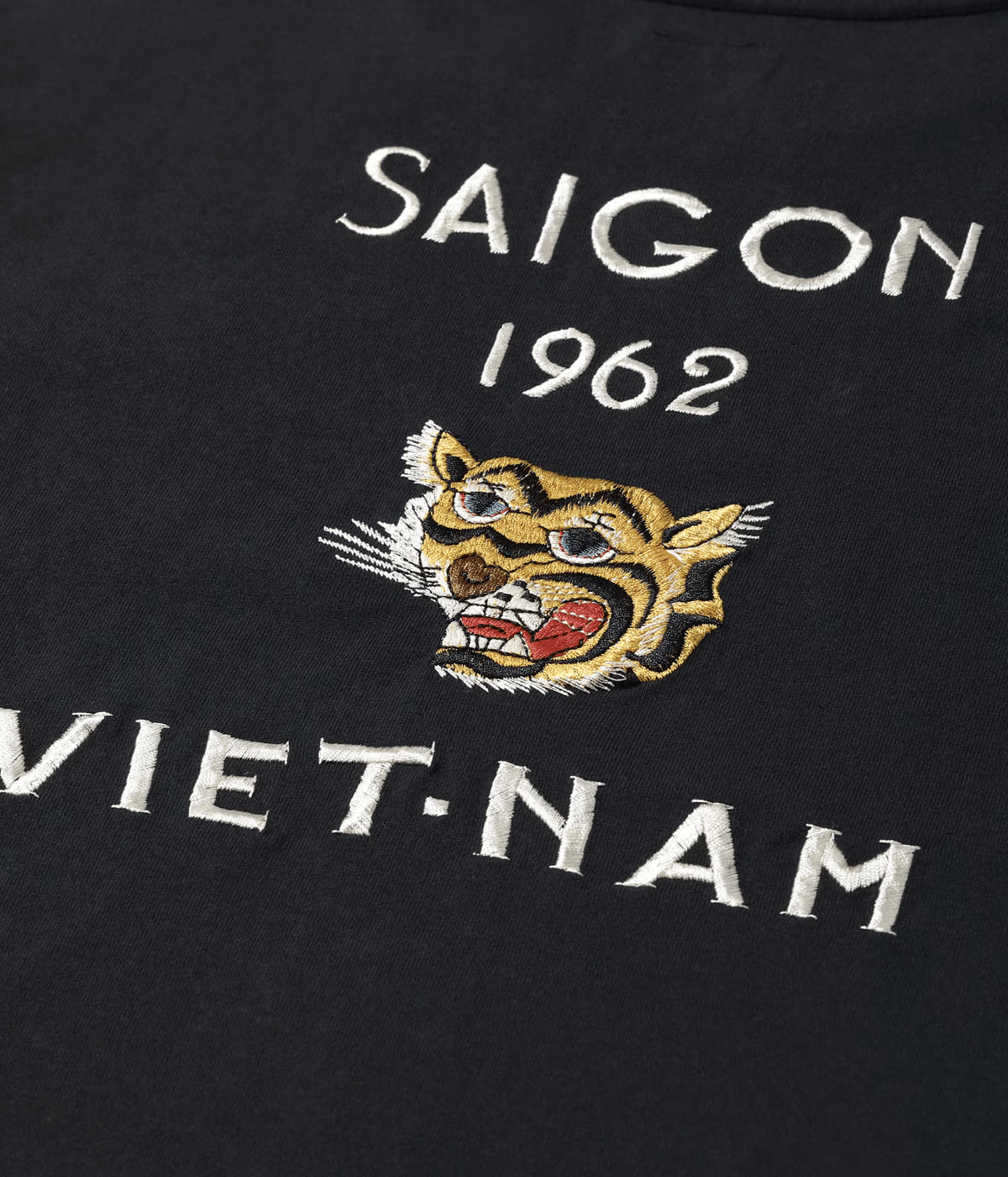 テーラー東洋 TAILOR TOYO SUKA T-SHIRT EMBROIDERED “SA