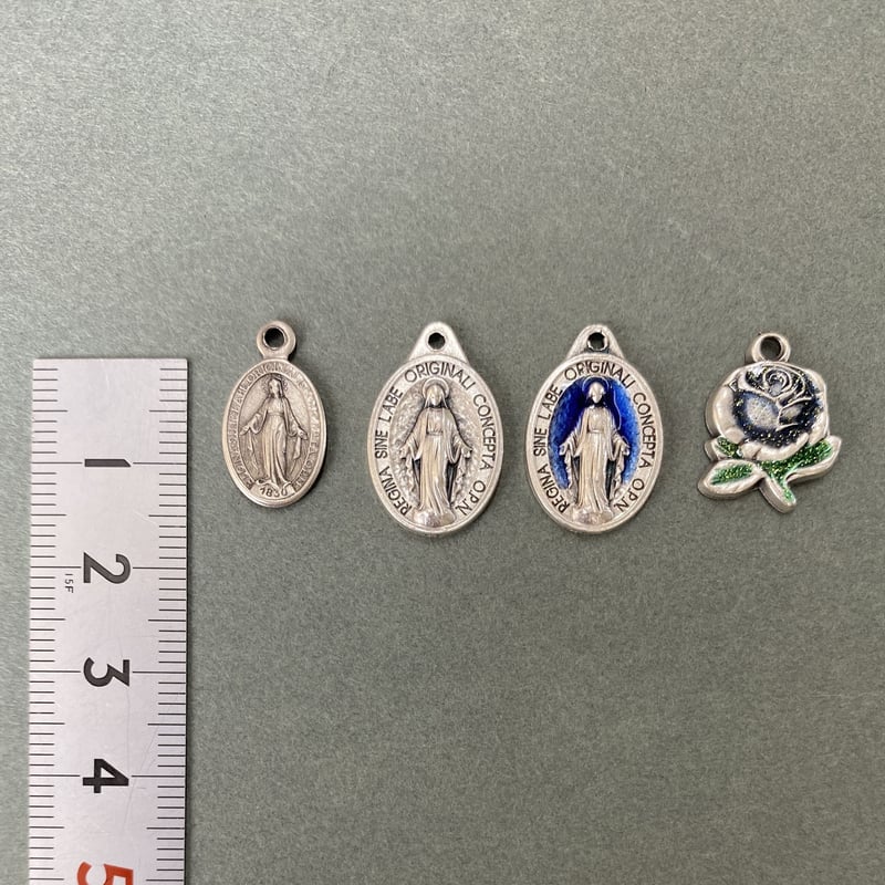 ラピスラズリのロザリオブレスレット（メダイ4種類） | 長崎編み