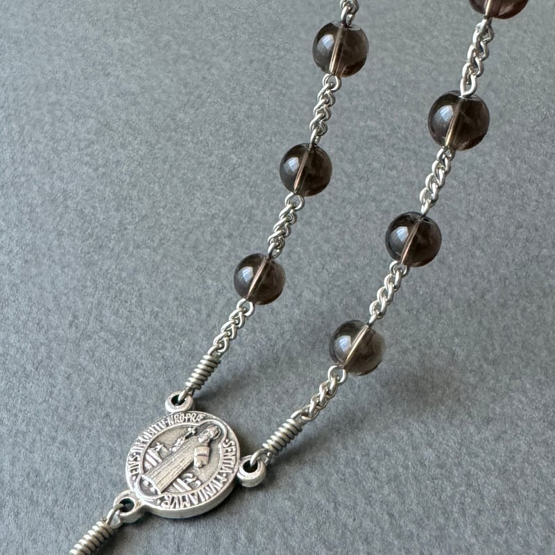 JOKER　＿＿＿＿＿銀線細工 ロザリオ フィリグリー十字架 /K082 聖ベネディクトと不思議のメダイのクロス＊スモーキークォーツの