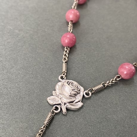 ＊薔薇とルルドのメダイ＊ロードナイト（薔薇輝石）の1連ロザリオ
