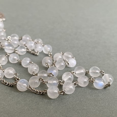 ＊展示＊聖エリザベトと悲しみの聖母＊ロイヤルブルームーンストーンの5連ロザリオ