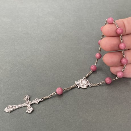 ＊薔薇とルルドのメダイ＊ロードナイト（薔薇輝石）の1連ロザリオ