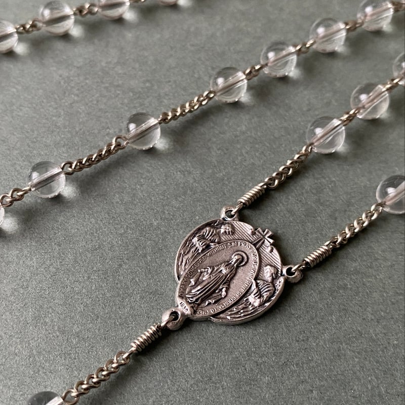 不思議のメダイと天使＊天然水晶のロザリオ | 長崎編みロザリオ HANA