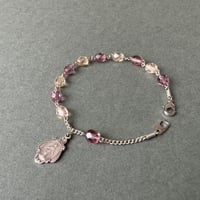 ＊不思議のメダイ2種類＊チェコガラスのロザリオブレスレット（アンティークローズ×ライトトパーズラスター）