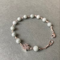 ＊お花模様のクロス＊ロザリオブレスレット（天然石8種類）