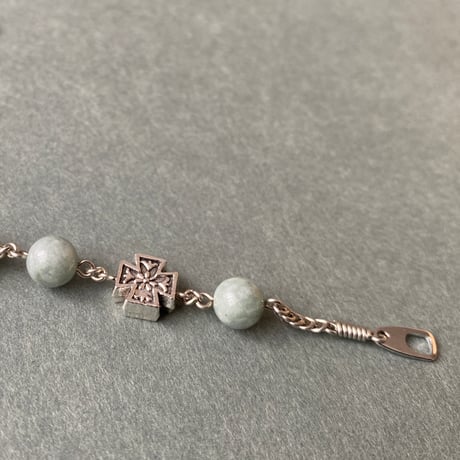 ＊お花模様のクロス＊ロザリオブレスレット（天然石8種類）