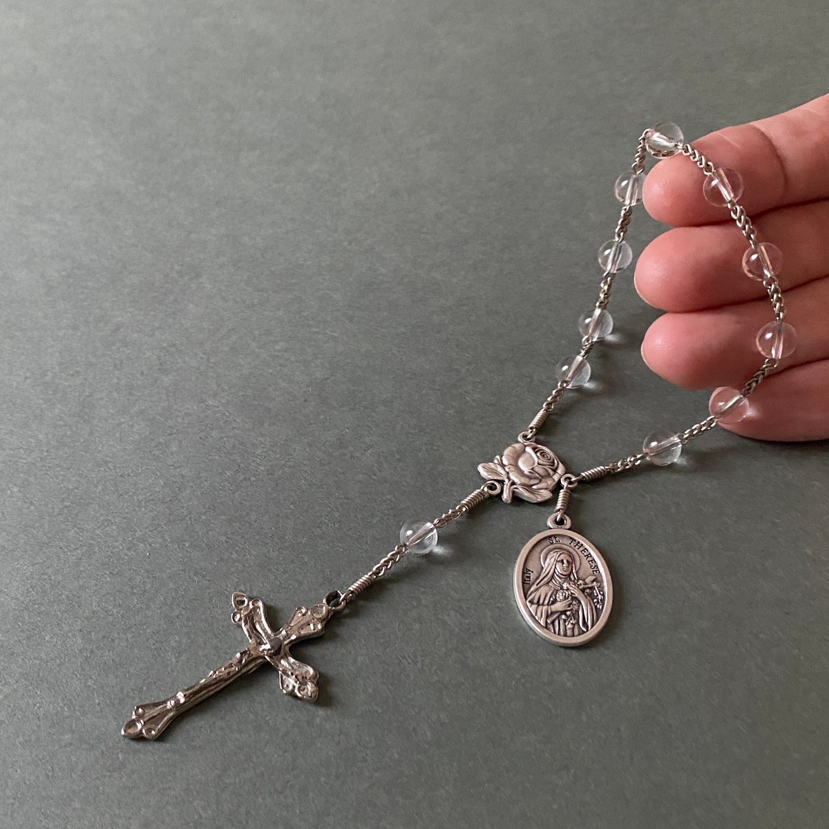 オーダー例＊薔薇とルルドの聖母×リジューの聖テレーズ＊天然水晶の