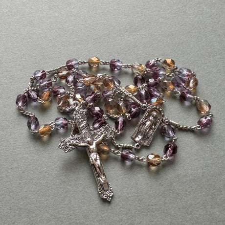 ＊透かしアーチの不思議のメダイ＊チェコガラスの5連ロザリオ（ダブルパープル×クリスタルセルシアン）