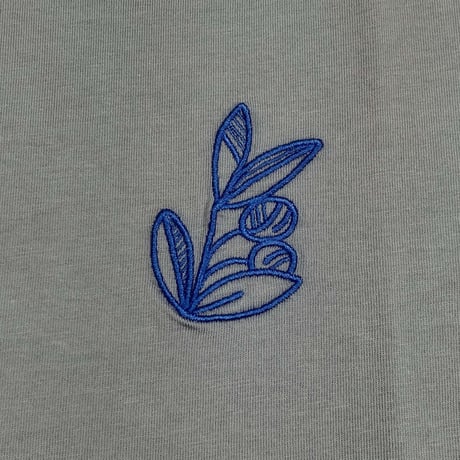 OLOW（オロウ） Tシャツ バックプリント 植物のイラスト ブルーグレーｘネイビー コットン100% 【セシル・ジャイヤール】（ OL512008-88）