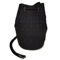 【新入荷】POCCA（ポッカ） イタリア製 ディティーバッグ 中型 ブラックｘブラック ポリエステル ナイロン DITTY BAG ポシェット メンズ レディース（PO619002-99 ）