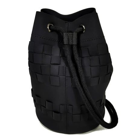 【新入荷】POCCA（ポッカ） イタリア製 ディティーバッグ 中型 ブラックｘブラック ポリエステル ナイロン DITTY BAG ポシェット メンズ レディース（PO619002-99 ）
