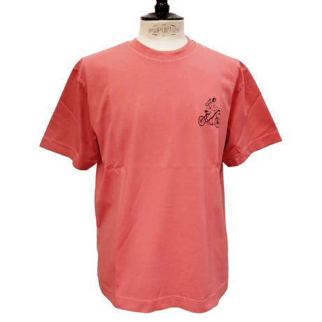 OLOW（オロウ） Tシャツ バックプリント 人と自転車などのイラスト ピンク ローズ オーガニックコットン100% ゆったりシルエット【ケイト・マクエニフ】（ OL612002-30）