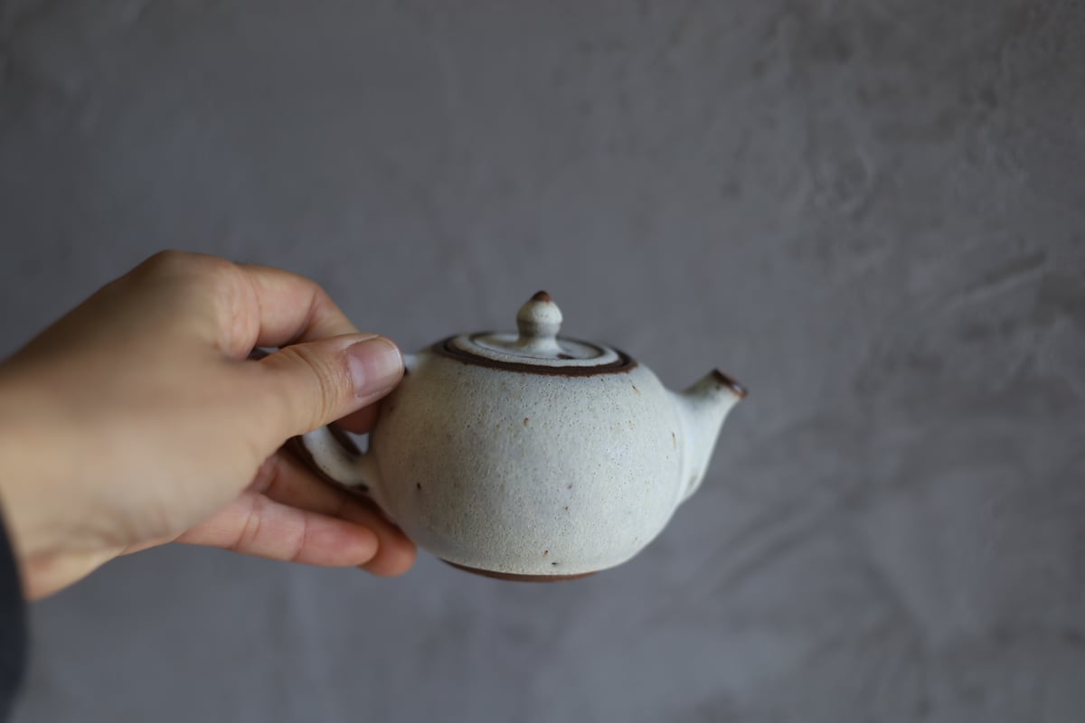 焼き締め煎茶急須 鉄粉のある 小さな急須 約100cc 中国茶・煎茶 | touki a⇔n