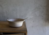 鉄粉のある　細リム　スープ鉢　 桃グレーベージュ