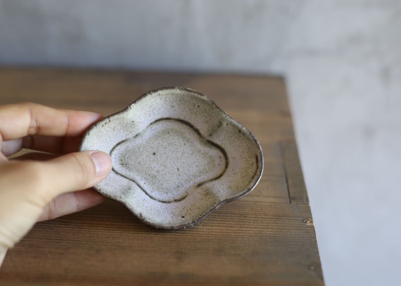 鉄粉のある 木瓜 豆皿 | touki a⇔n