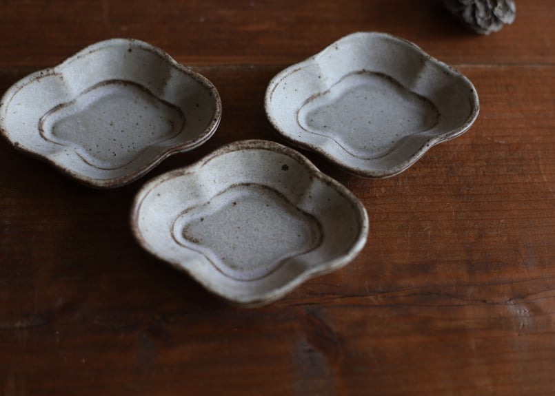 鉄粉のある 木瓜 豆皿 | touki a⇔n