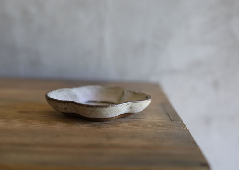 粉彩木瓜型豆皿 色絵豆皿2枚　古物骨董アンティーク 鉄粉のある 木瓜 豆皿 | touki a⇔n