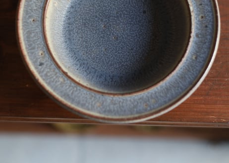 鉄粉のある　リム深い皿(M)　スープ　パスタ　グリーングレーブルー