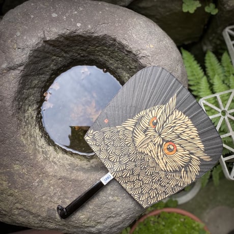 仙扇　フクロウ　切り絵風