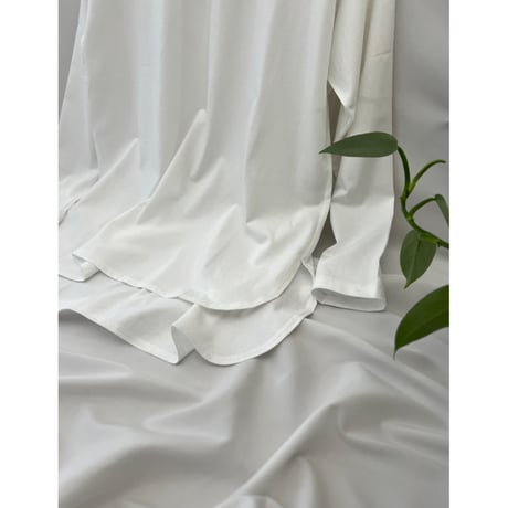 round hem tee-shirt