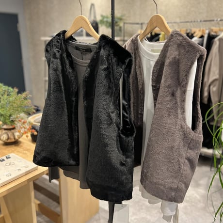 fur vest