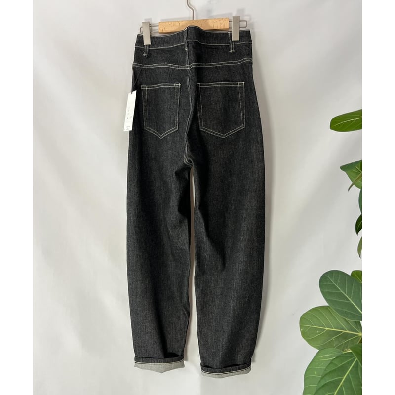 hight waist tapered denim | PTHREE
