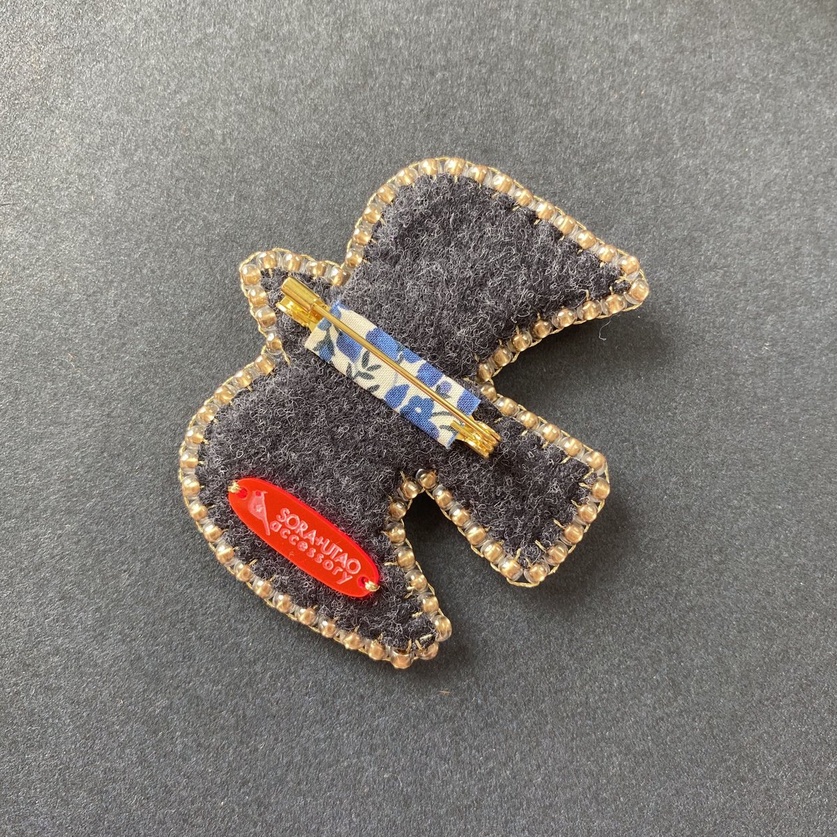 Brooch:MacaronBird小鳥ブローチ『フレンチスパンコール＆ビーズ刺繍