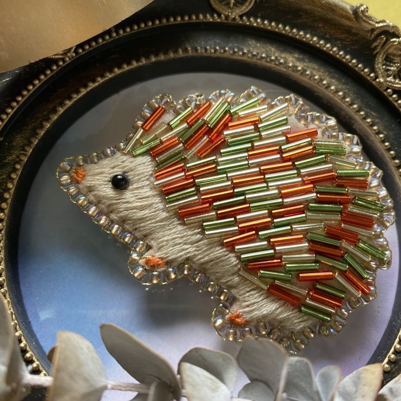 こり 紫陽花 ハリネズミ ビーズ 刺繍 ブローチ ハンドメイド 楽天市場】トーホー ビーズ刺繍で作る ブローチキット