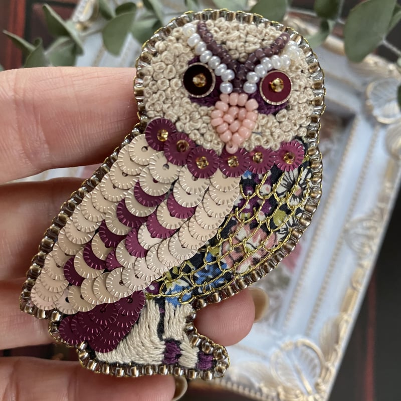 Brooch:Glitter Owlフクロウブローチ『フレンチスパンコール Brooch:Glitter Owlフクロウブローチ『フレンチスパンコール
