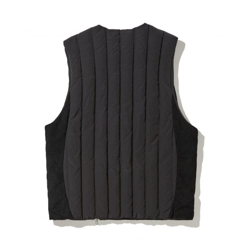 トップス XLIM / EP5 01 vest black XLIM / EP5 01 vest black